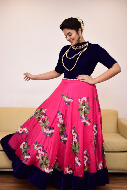 TV Actress Sreemukhi Photos In Traditional Blue Lehenga Choli 3